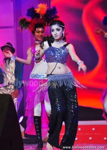 Poonam Kaur Dancing At Tsr Tv Film Awards Photos