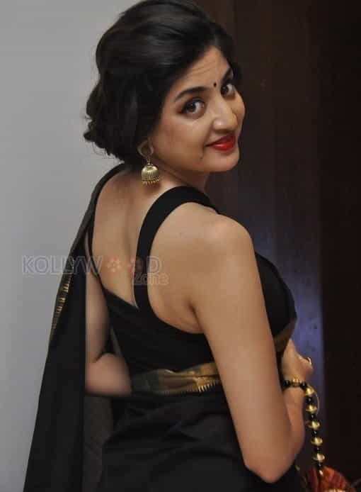 Poonam Kaur New Saree Photos