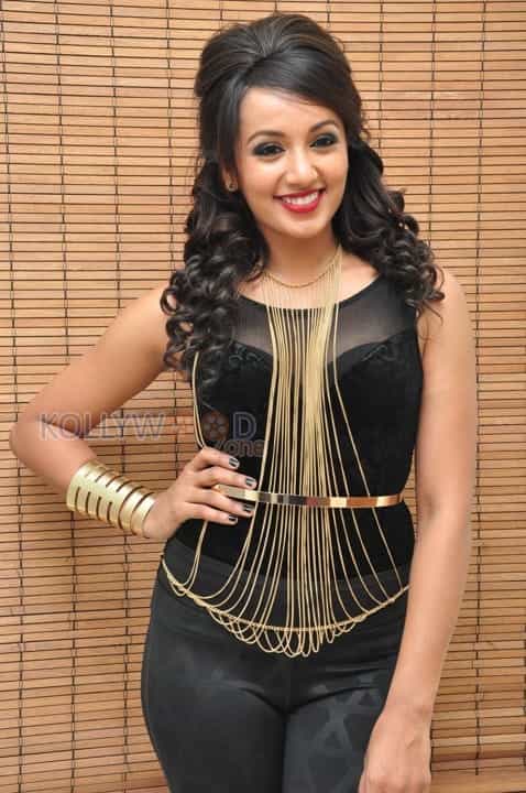 Sexy And Beautiful Tejaswi Photos