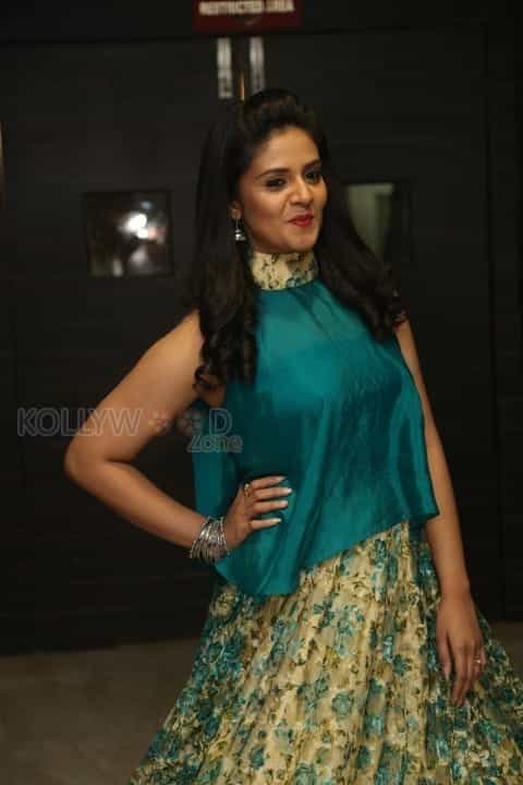 South Indian Actress Sri Mukhi Latest Pictures