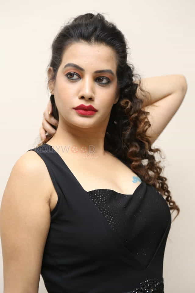 Actress Deeksha Panth Black Dress Pictures