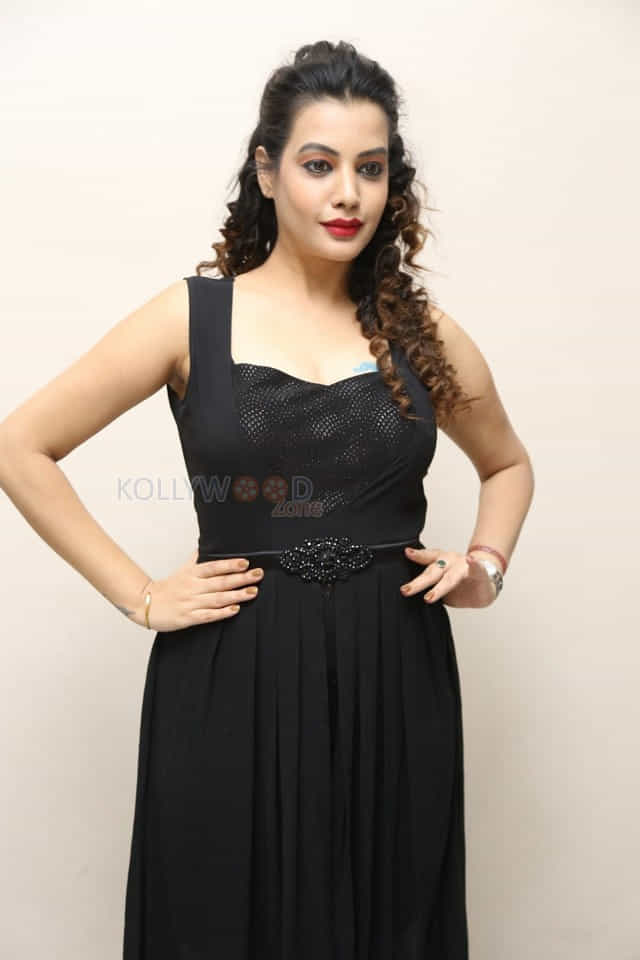 Actress Deeksha Panth Black Dress Pictures