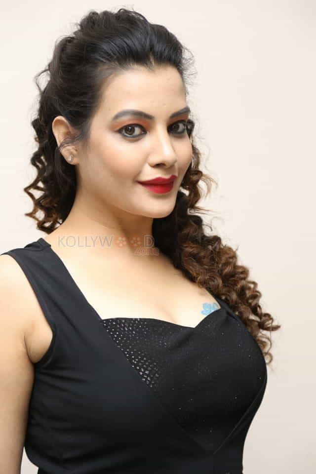 Actress Deeksha Panth Black Dress Pictures