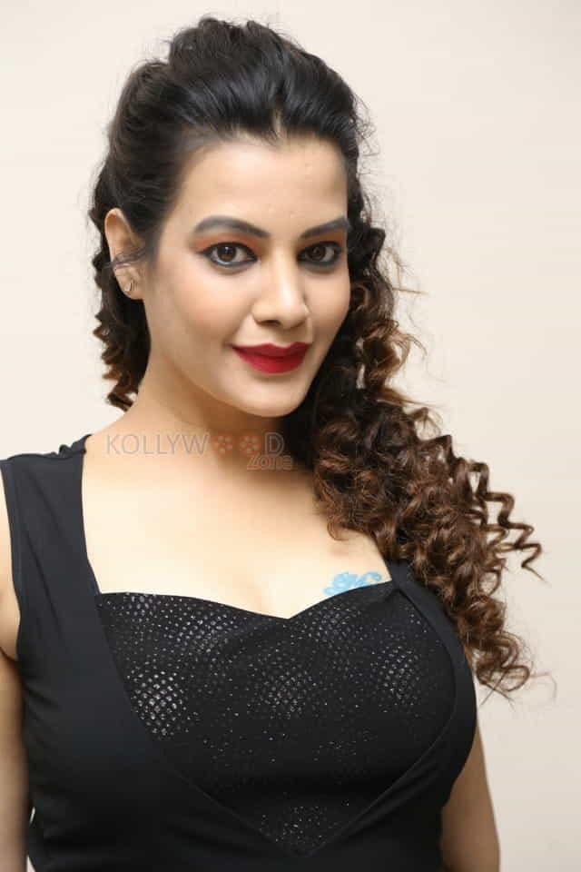 Actress Deeksha Panth Black Dress Pictures