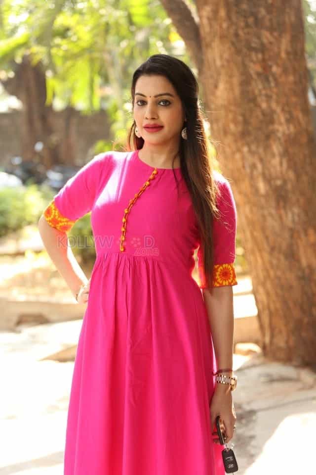 Actress Deeksha Panth Latest Pics