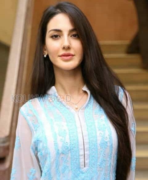Farah Karimaee