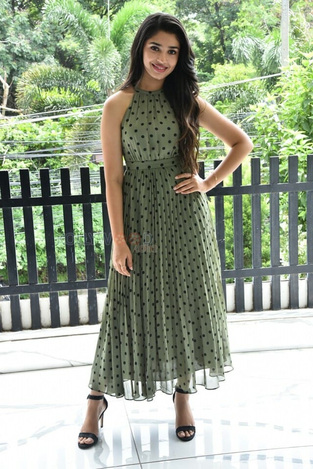 Actress Krithi Shetty at The Warrior Movie Interview Pictures 15