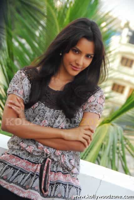 Actress Priya Anand Pictures