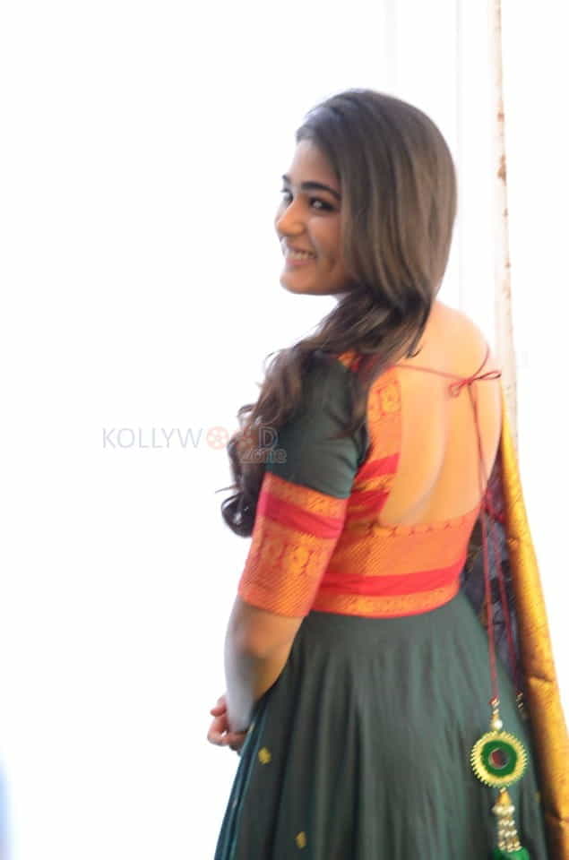 Actress Shalini Pandey Photoshoot Photos