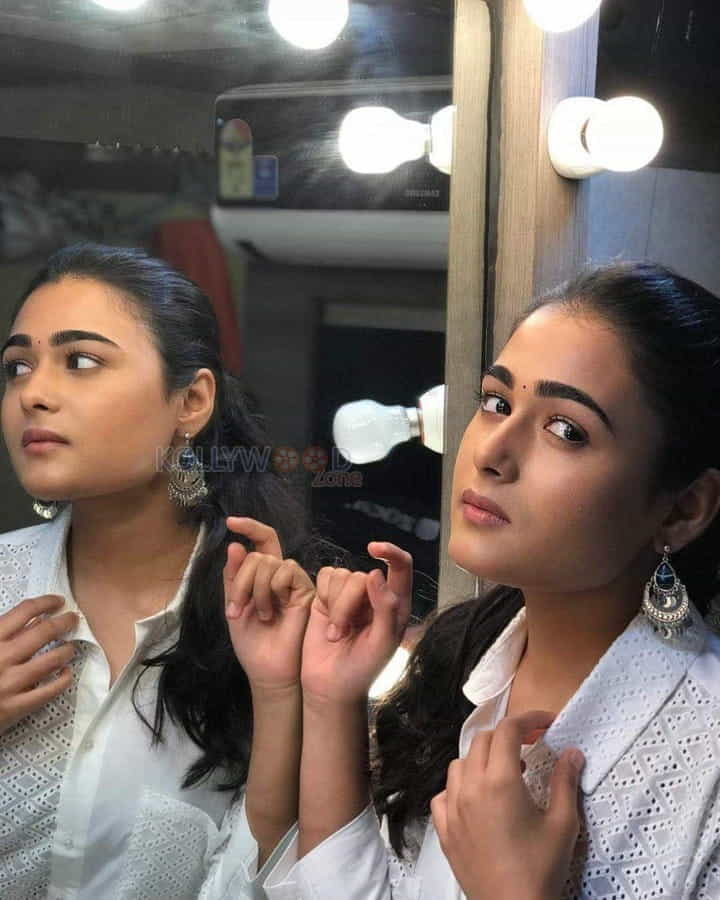 Actress Shalini Pandey Unseen Pictures