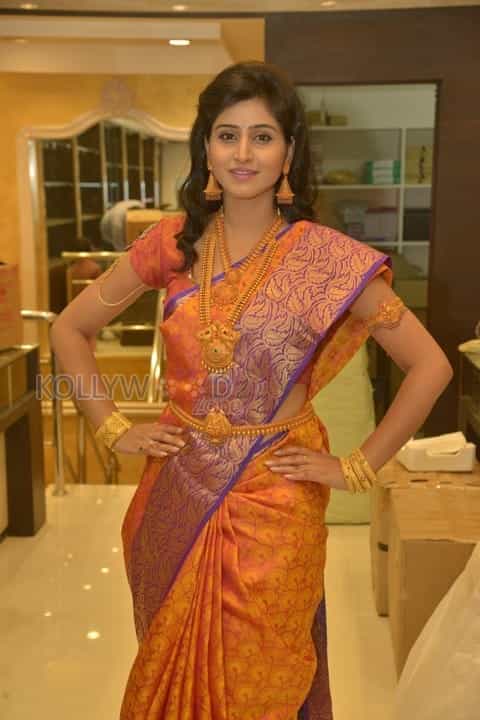 Actress Shamili Jewellry Photoshoot Stills