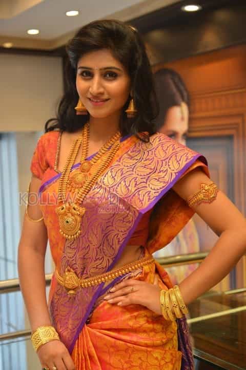 Actress Shamili Jewellry Photoshoot Stills