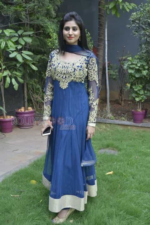 Actress Shamili Salwar Pictures