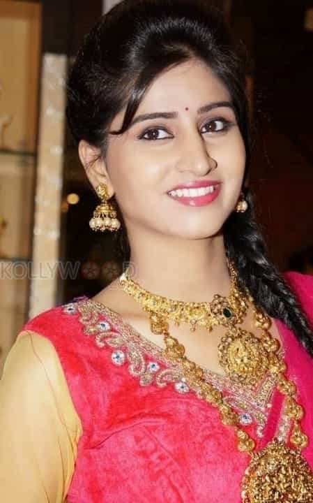 Actress Shamili Traditional Photos