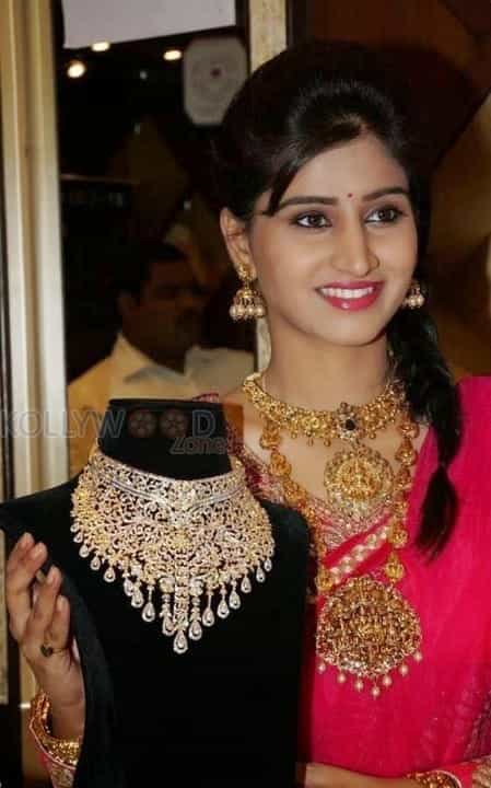 Actress Shamili Traditional Photos