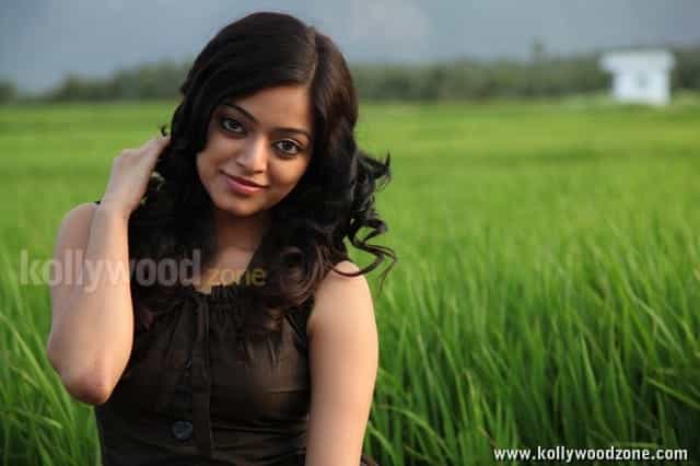 Beautiful Janani Iyer Stills