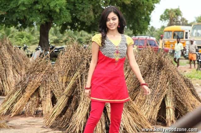 Beautiful Janani Iyer Stills