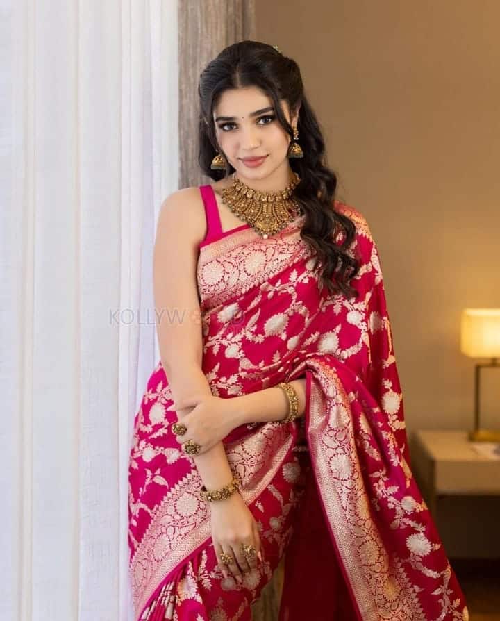 Gorgeous Kriti Shetty in a Red Silk Saree Photos 02