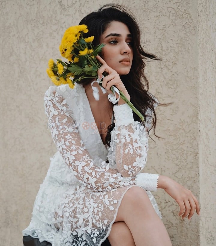 Hot Krithi Shetty in a Floral White Lace Mini Dress Photos 08