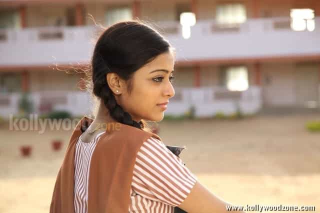 Janani Iyer Paagan Stills