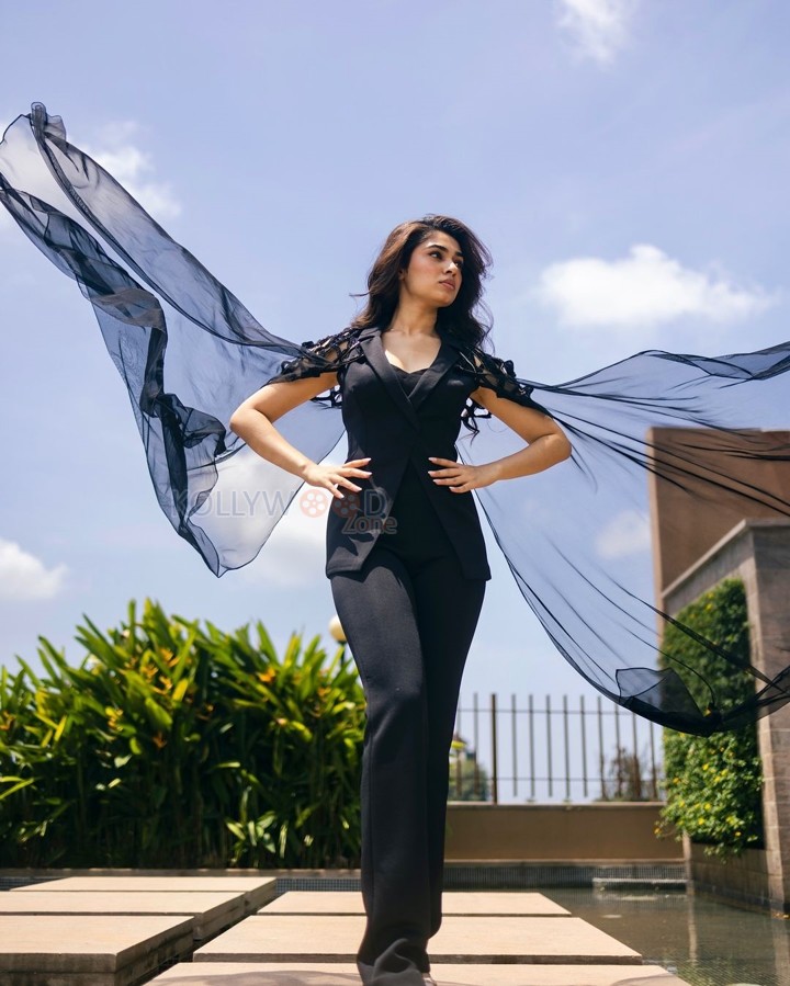 Lovely Beauty Krithi Shetty in a Black Jumpsuit Photos 07