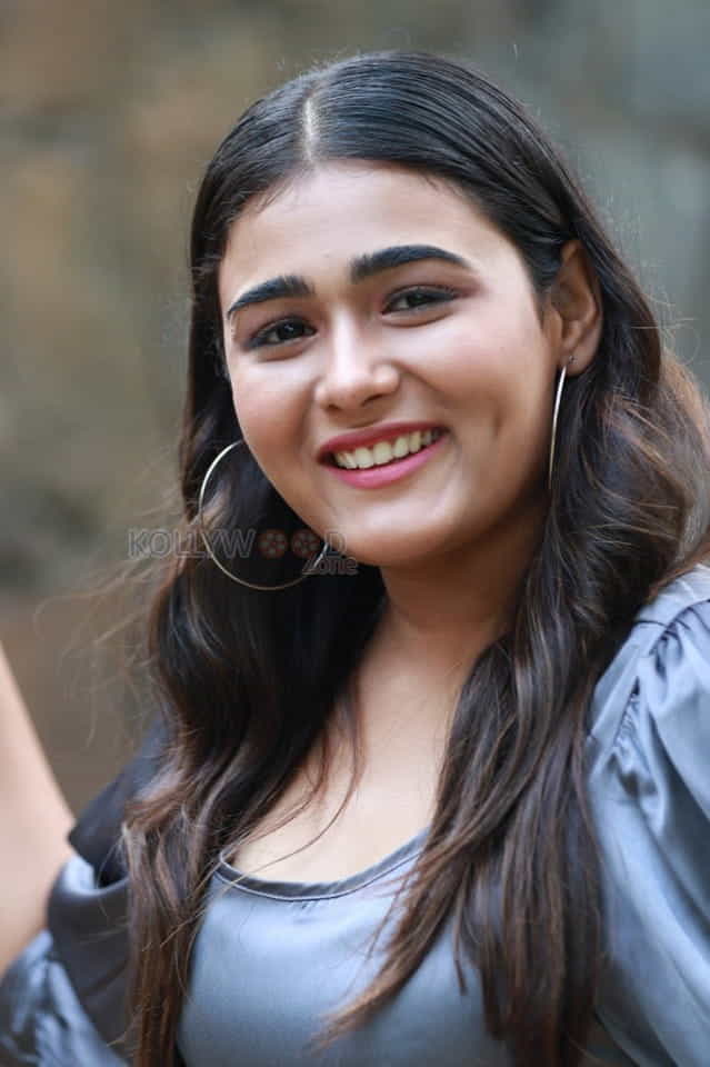 Shalini Pandey At Percent Kadhal Audio Launch Photos