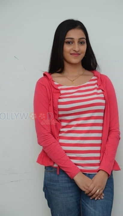 Telugu Actress Mouryani Photoshoot Pictures