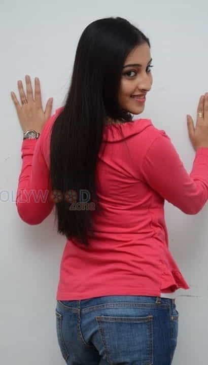 Telugu Actress Mouryani Photoshoot Pictures