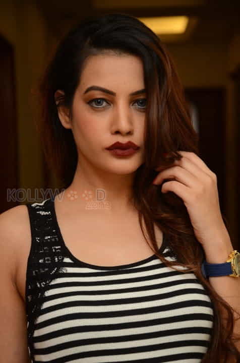 Tollywood Actress Deeksha Panth New Pictures