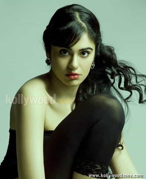 Actress Adah Sharma Latest Sexy Pictures