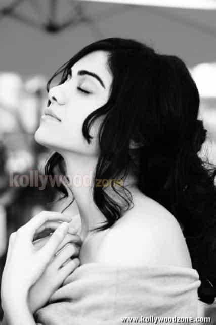 Actress Adah Sharma Latest Sexy Pictures