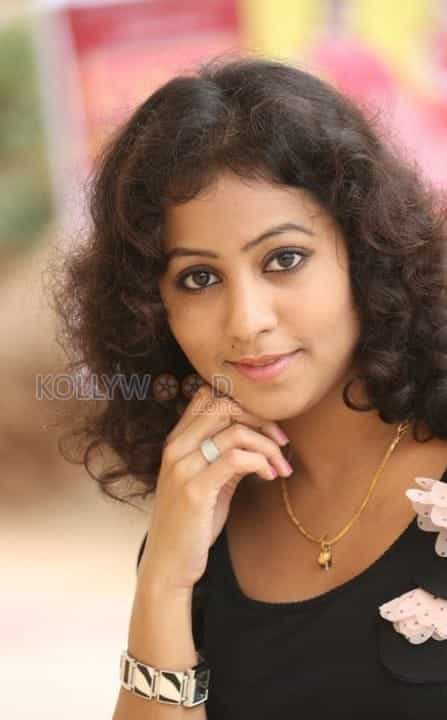 Actress Deepu Naidu Pictures