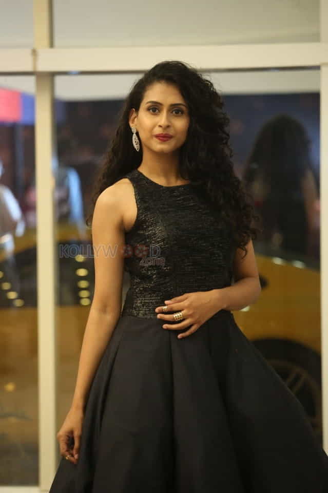 Actress Nithya Naresh At Beautyland In Jrc Convention Centre Photos