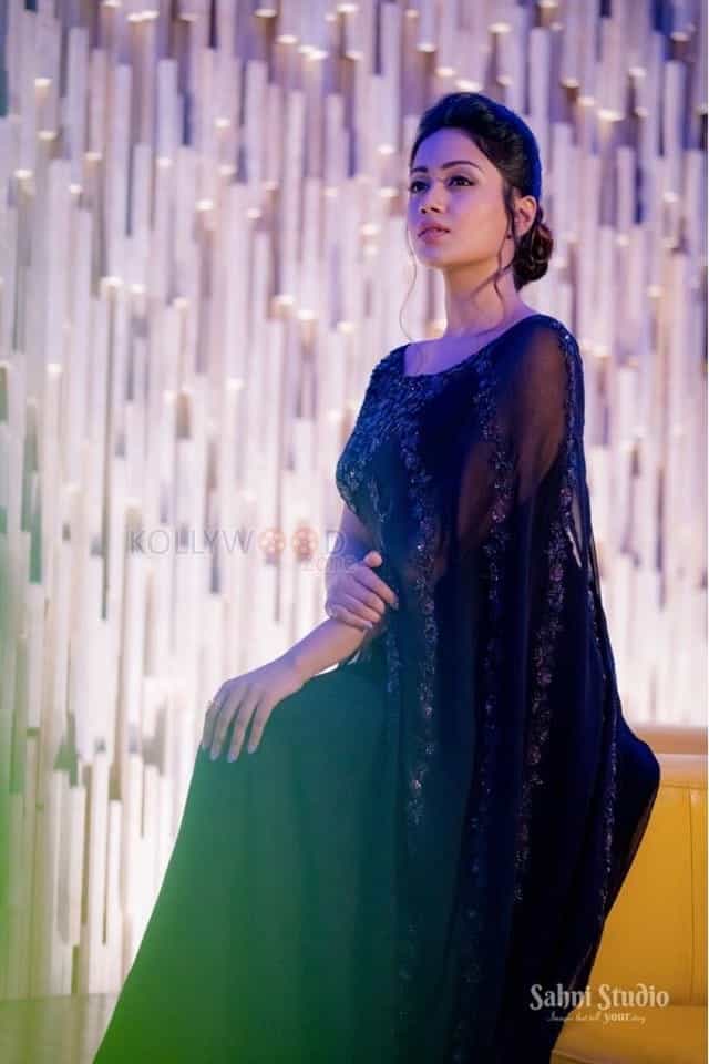 Actress Nivetha Pethuraj Photoshoot Pictures