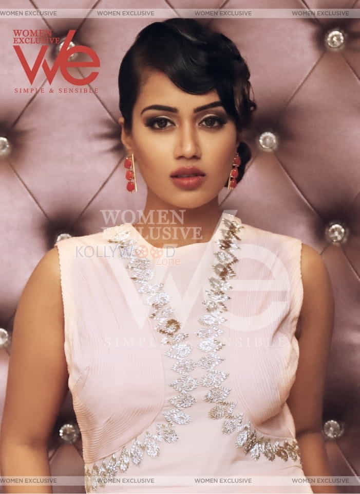 Actress Nivetha Pethuraj Womens Exclusive Magazine Photoshoot Photos