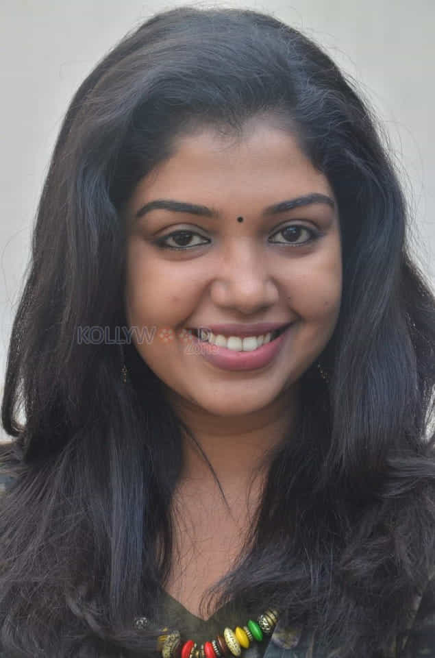 Actress Riythvika At Onnaigal Jaakiradhai Movie Press Meet Stills