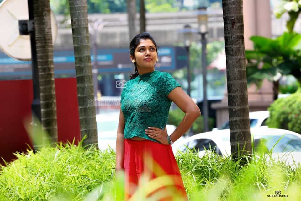 Actress Riythvika Photoshoot Pictures