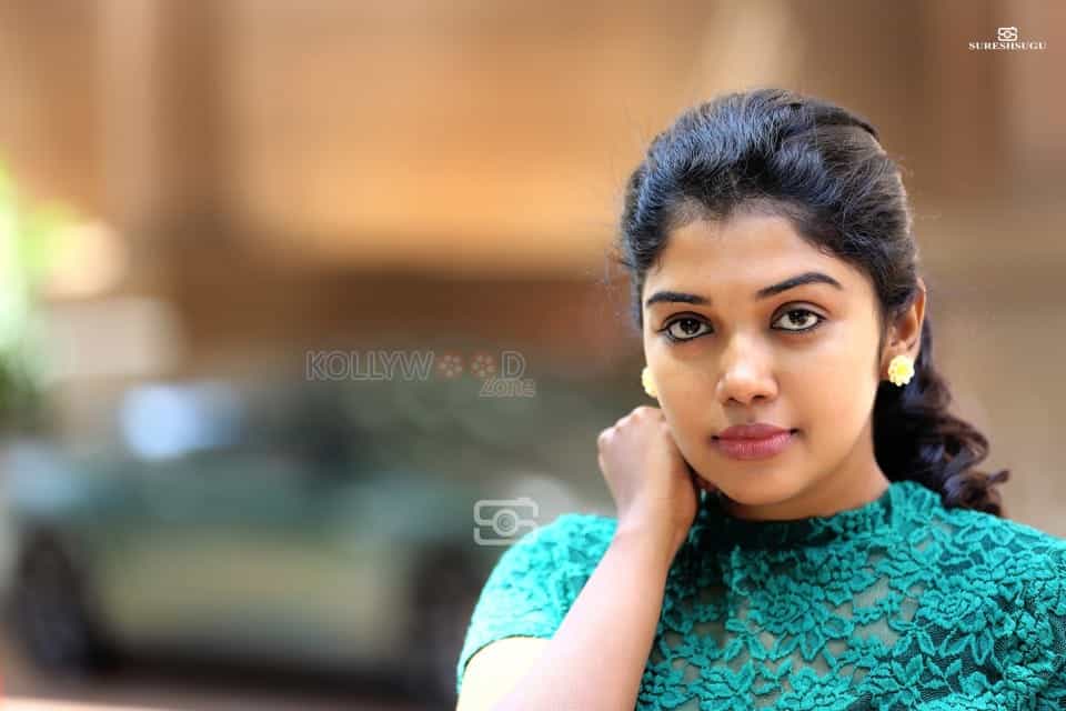 Actress Riythvika Photoshoot Pictures