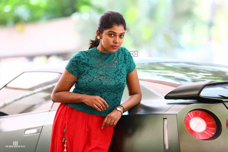 Actress Riythvika Photoshoot Pictures