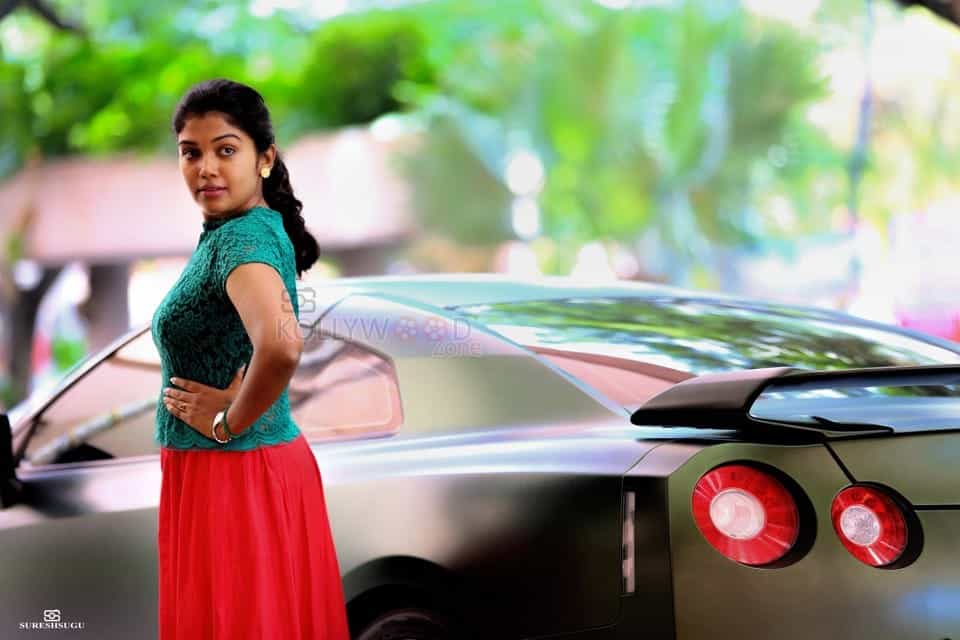 Actress Riythvika Photoshoot Pictures