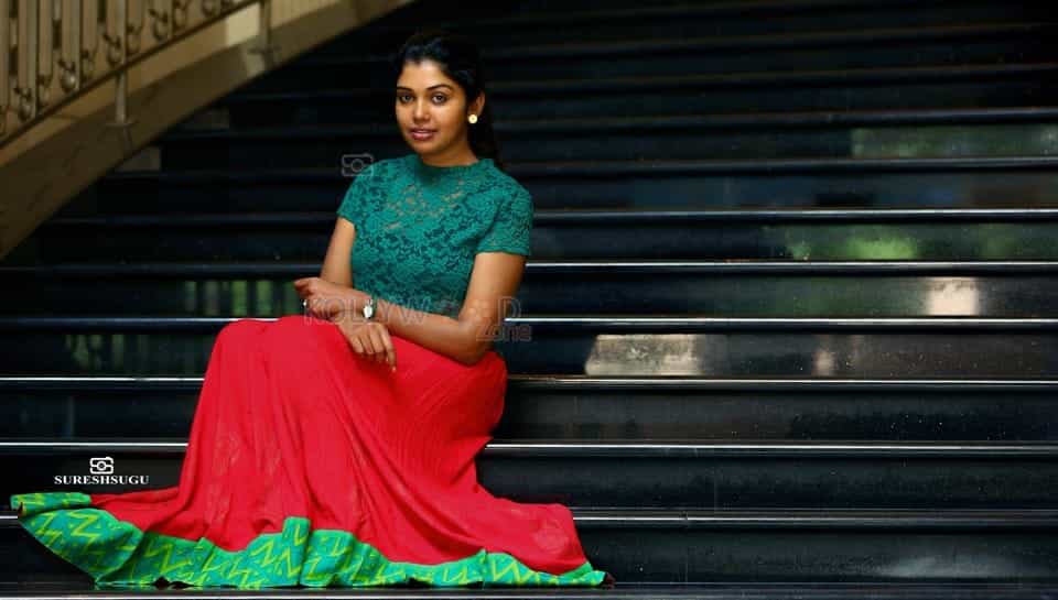 Actress Riythvika Photoshoot Pictures