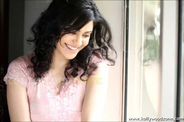 Adah Sharma Hot Pics