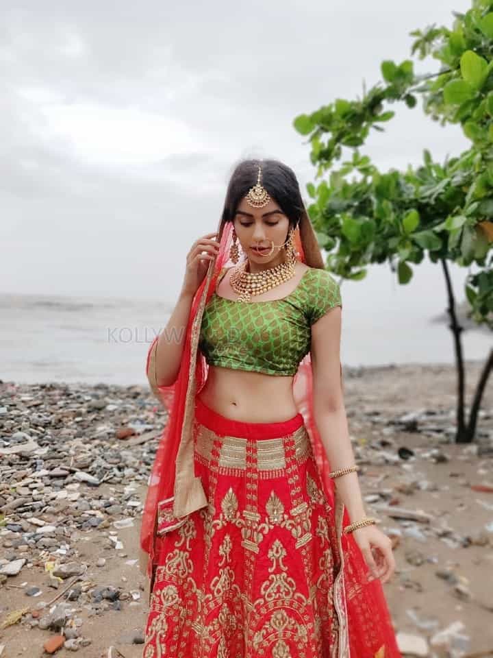 Adah Sharma Sexy Bride Photos