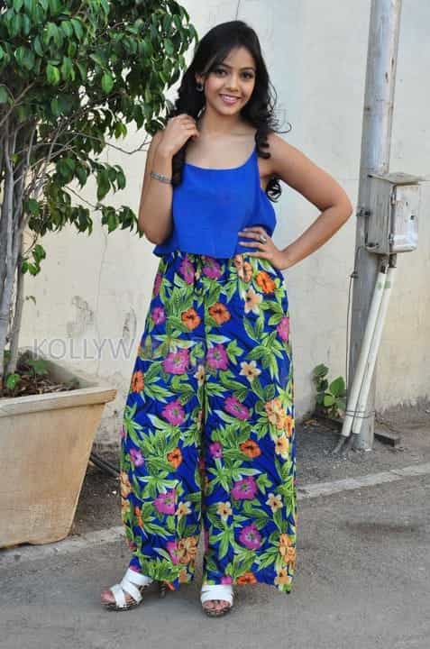 Beautiful And Cute Actress Nithya Shetty Photos