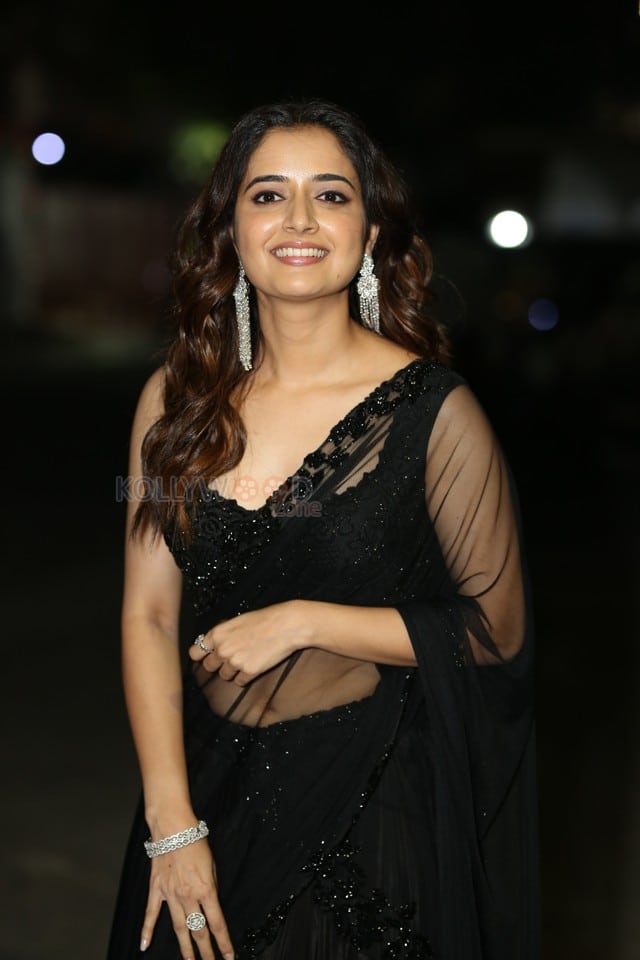 Beautiful Ashika Ranganath at Naa Saami Ranga Pre Release Event Photos 14