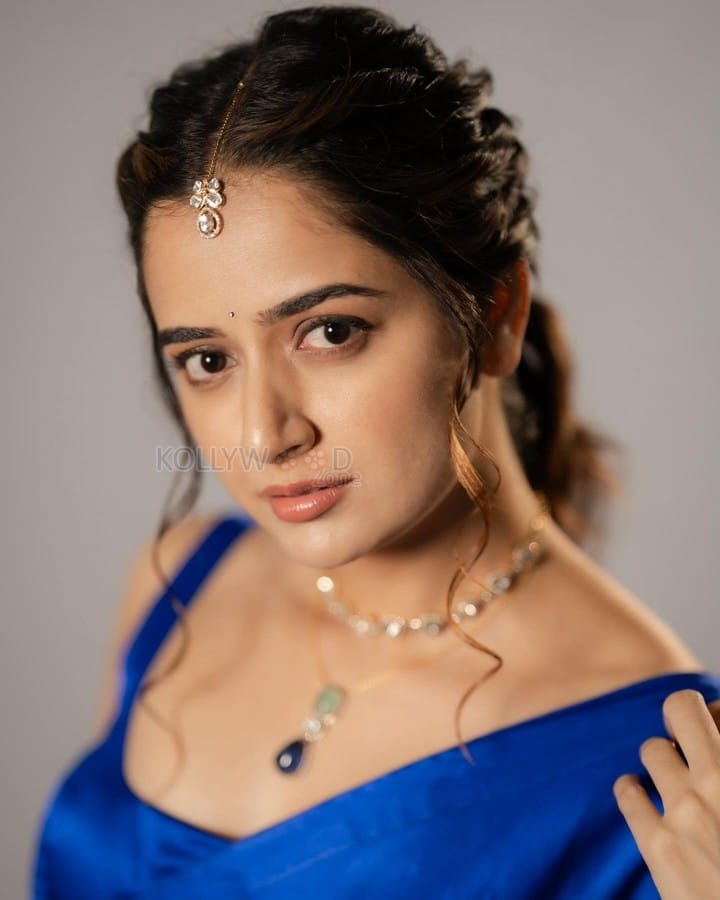 Beautiful Kannada Actress Ashika Ranganath in a Royal Blue Satin Saree Photos 03