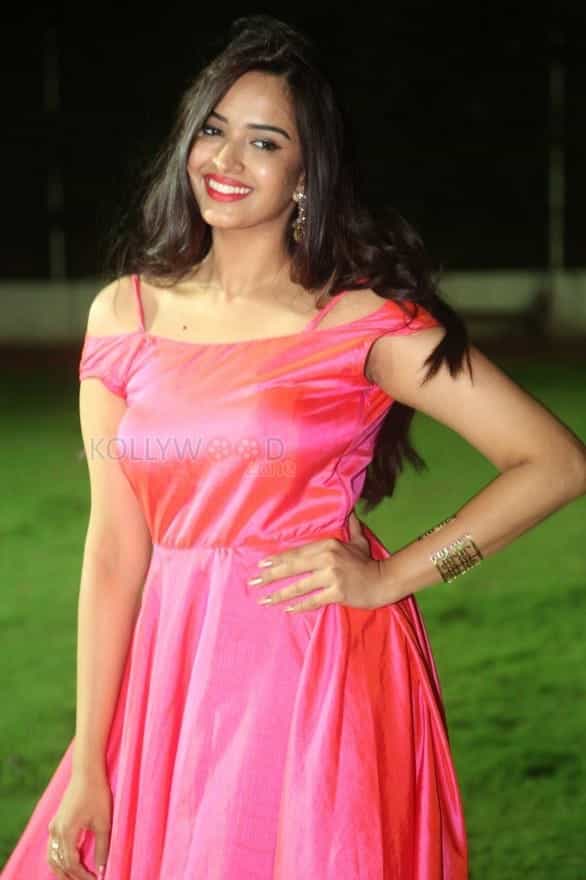 Beautiful poojitha photos