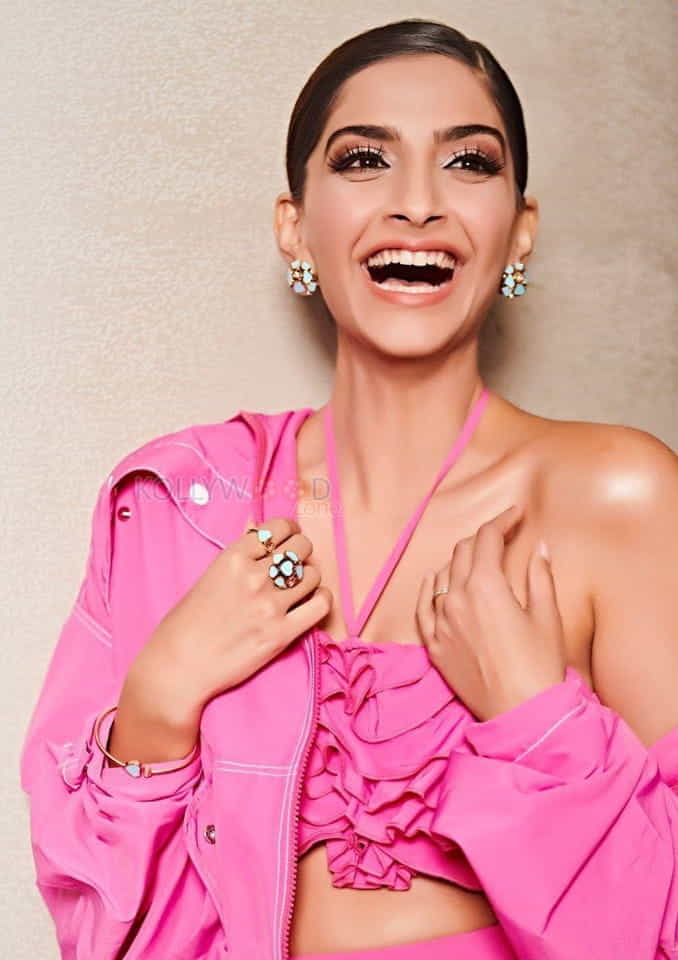 Bollywood Actress Sonam Kapoor Photoshoot Photos