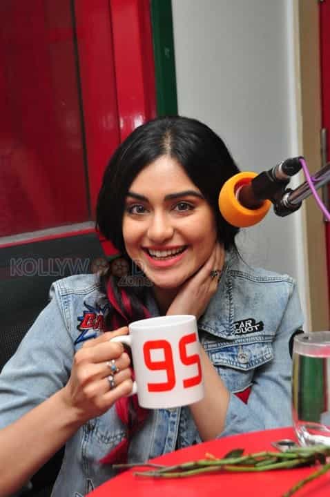 Commando 2 Heroine Adah Sharma At Radio Mirchi 95 Hyderabad Photos 05  (126839) | Kollywood Zone