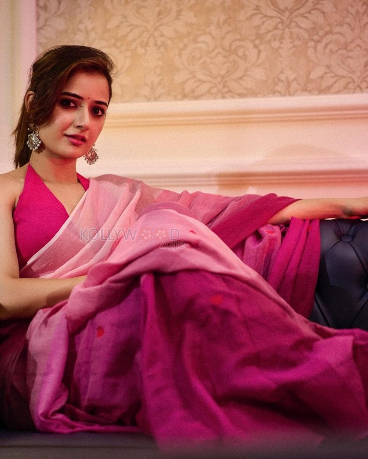 Elegant Ashika Ranganath in a Pink Saree with Red Heart Motifs Photoshoot Pictures 04